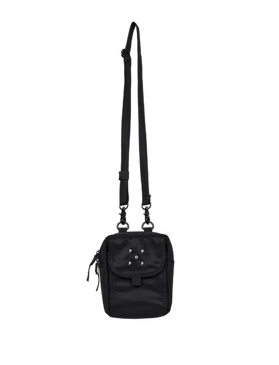POP TRADING COMPANY/ポップトレーディングカンパニー/PASSPORT POUCH IN BLACK/BLACK/ブラック