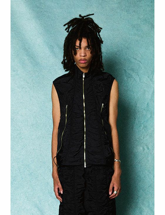 TAUPE/トープ/ACTIVE SHIRRING ZIP VEST/BLACK/ブラック