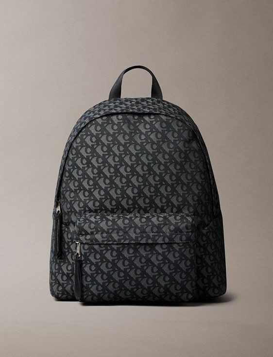 CalvinKlein/カルバンクライン/SLOUCHED MONOGRAM BP 40/BLACK/ブラック